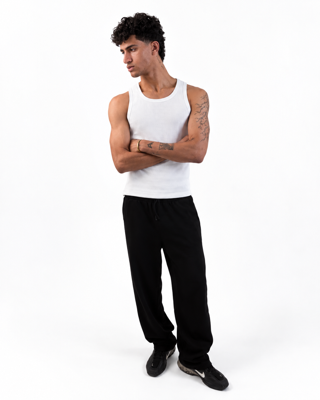 ODY ESSENTIAL — BLACK Sweatpants